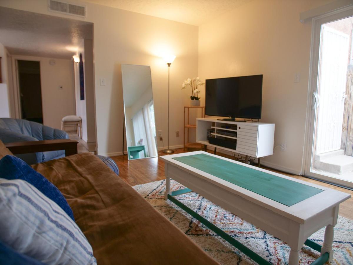 The Lilly Pad Apartment Albuquerque Exterior photo